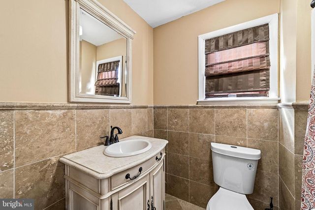 11 N WOODLEIGH DR, Cherry Hill, NJ 08003
