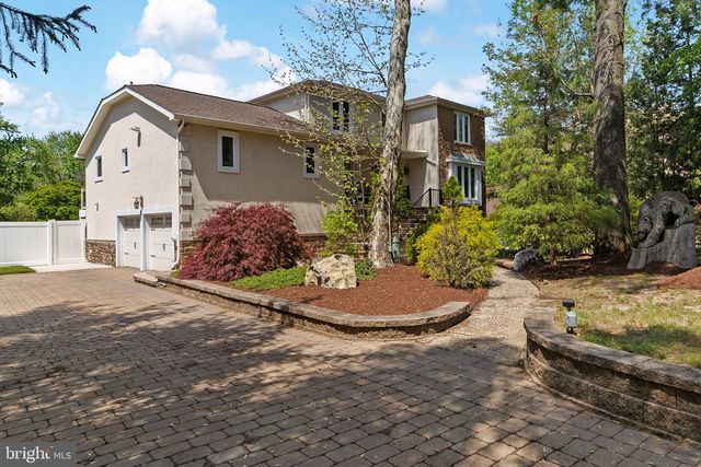 11 N WOODLEIGH DR, Cherry Hill, NJ 08003