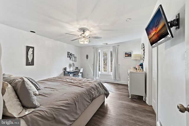 11 N WOODLEIGH DR, Cherry Hill, NJ 08003