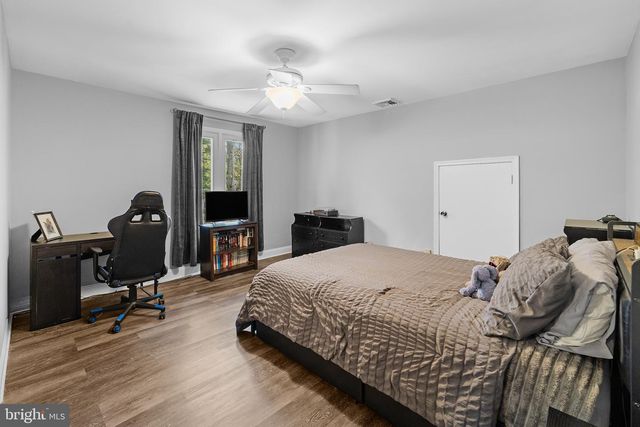 11 N WOODLEIGH DR, Cherry Hill, NJ 08003