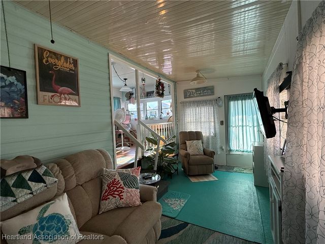 2466 Apple Blossom Lane, Wauchula, FL 33873