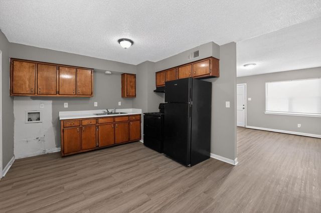 4537 WHITESIDE ST, Memphis, TN 38109