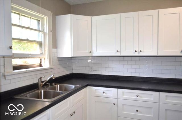 1302 Shannon Avenue, Indianapolis, IN 46201