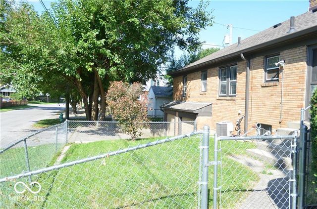 1302 Shannon Avenue, Indianapolis, IN 46201