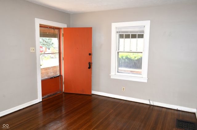 1302 Shannon Avenue, Indianapolis, IN 46201