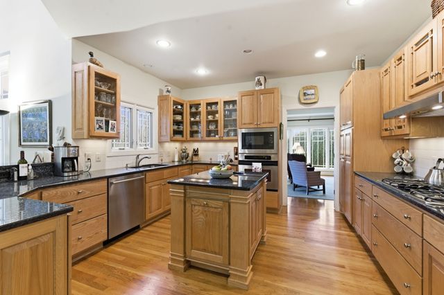 1961 Edenbridge Way, Nashville, TN 37215