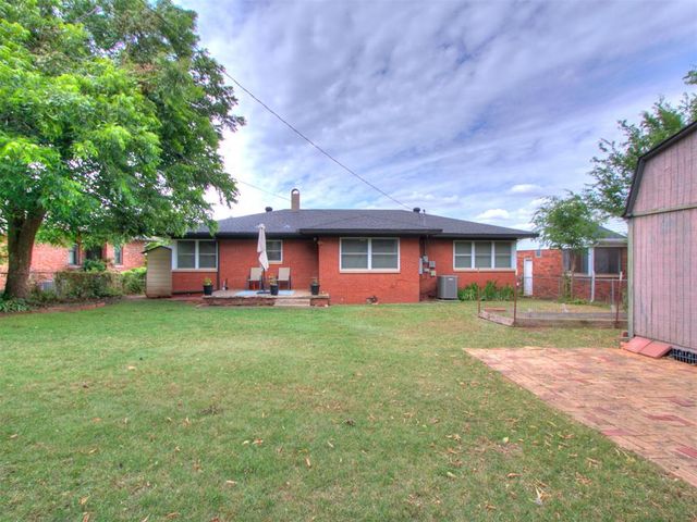 3020 NW 70th Street, Oklahoma City, OK 73116