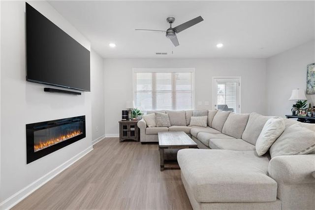 3322 Cranston Lane, Kennesaw, GA 30144