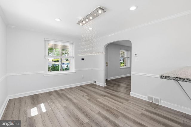 525 BROADVIEW RD, Upper Darby, PA 19082