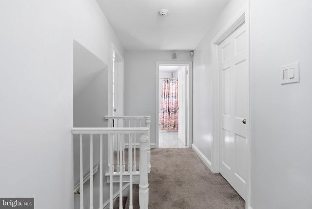 525 BROADVIEW RD, Upper Darby, PA 19082