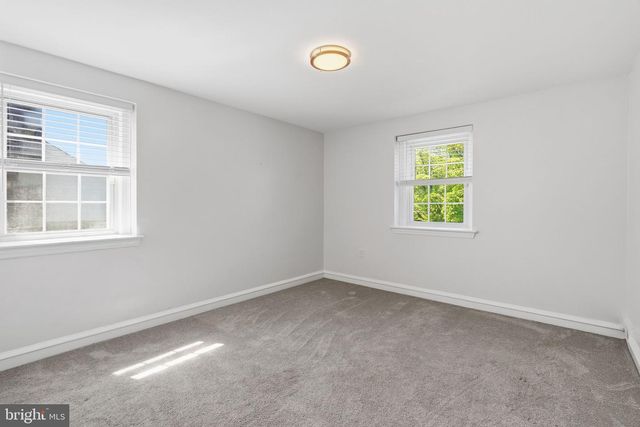 525 BROADVIEW RD, Upper Darby, PA 19082