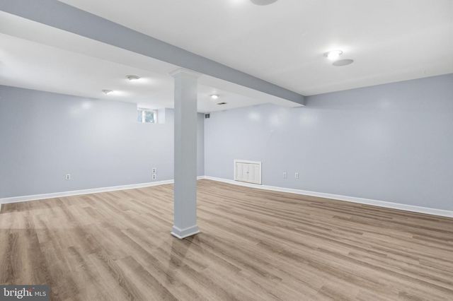 525 BROADVIEW RD, Upper Darby, PA 19082