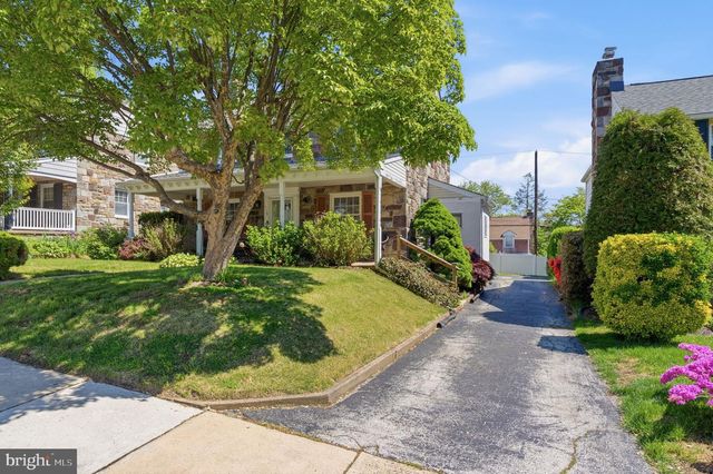 525 BROADVIEW RD, Upper Darby, PA 19082