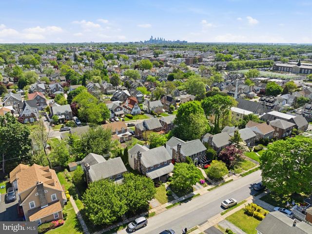 525 BROADVIEW RD, Upper Darby, PA 19082