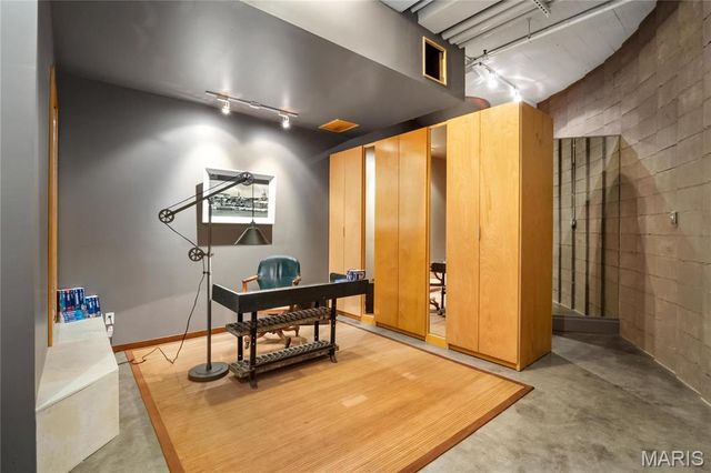 701 N 15th Street 504W, St Louis, MO 63103