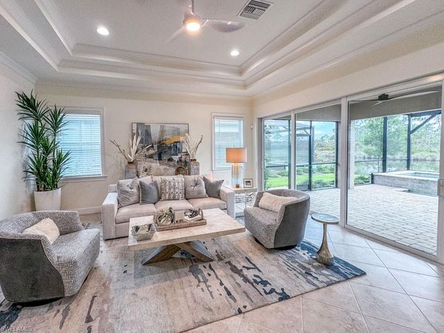 6867 Saona CT, Naples, FL 34113