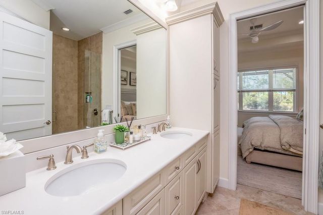 6867 Saona CT, Naples, FL 34113