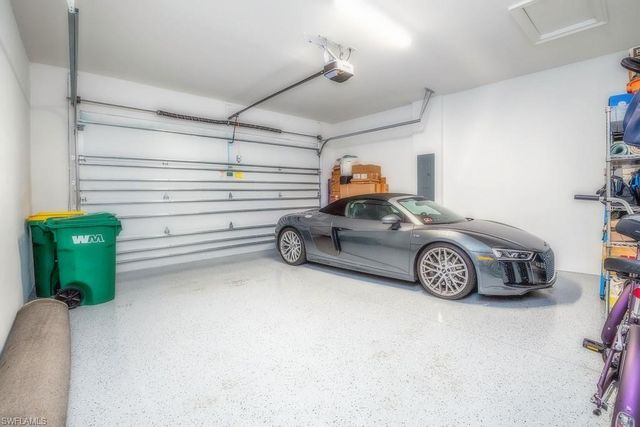 6867 Saona CT, Naples, FL 34113