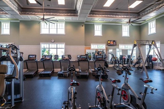 6867 Saona CT, Naples, FL 34113