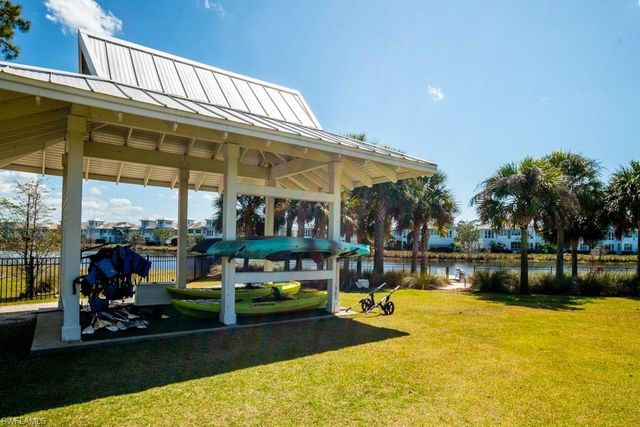 6867 Saona CT, Naples, FL 34113