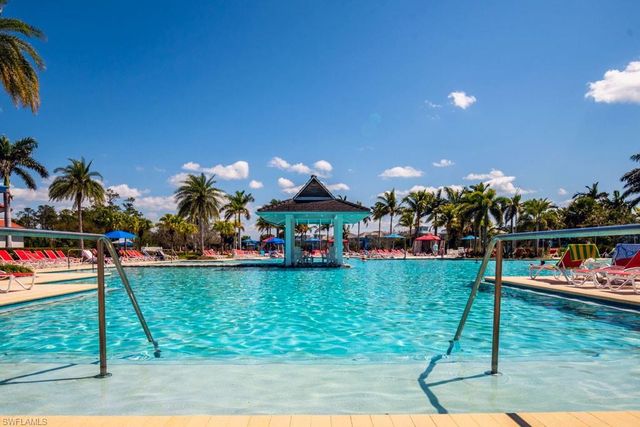 6867 Saona CT, Naples, FL 34113