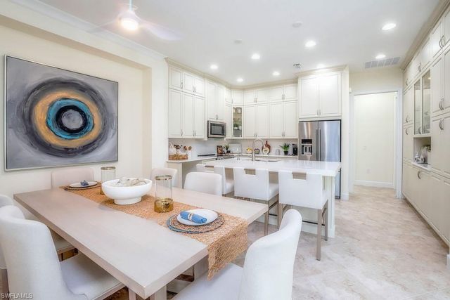 6867 Saona CT, Naples, FL 34113