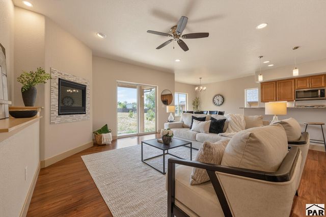 981 Acreview Dr, Pueblo West, CO 81007