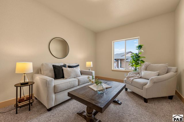 981 Acreview Dr, Pueblo West, CO 81007