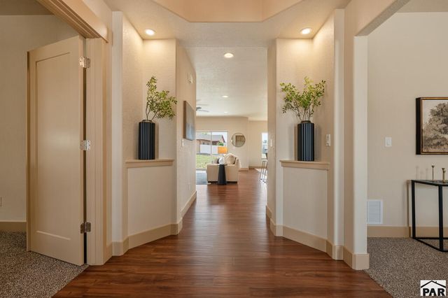981 Acreview Dr, Pueblo West, CO 81007