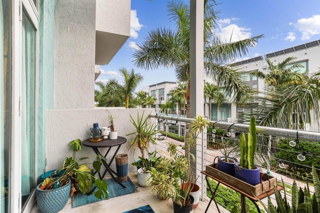 180 NE 4th Avenue 307, Delray Beach, FL 33483