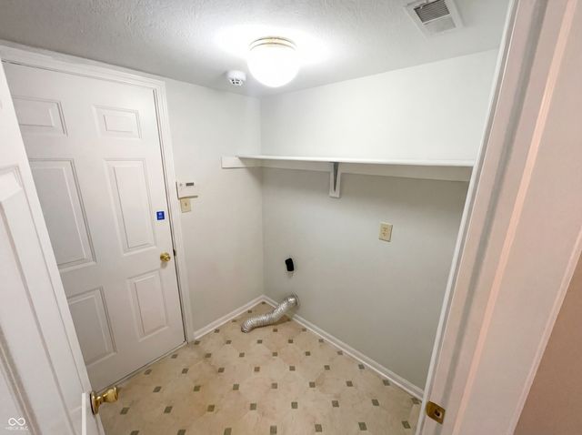 4925 Pembridge Drive, Indianapolis, IN 46254