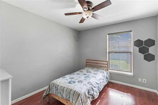 615 Woodson Street, Kearney, MO 64060