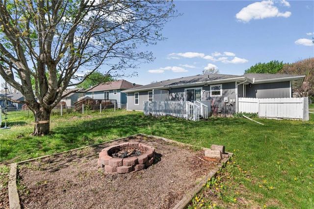 615 Woodson Street, Kearney, MO 64060