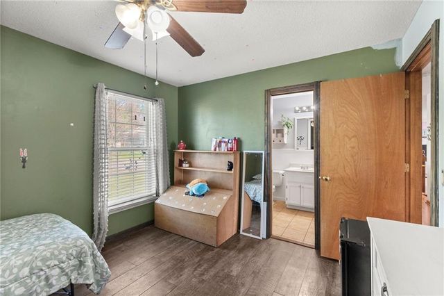 615 Woodson Street, Kearney, MO 64060