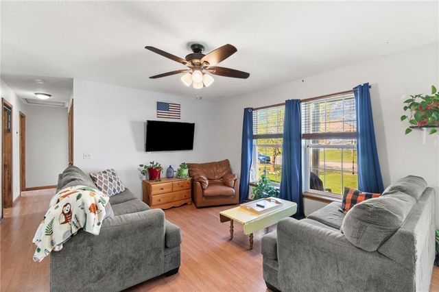 615 Woodson Street, Kearney, MO 64060