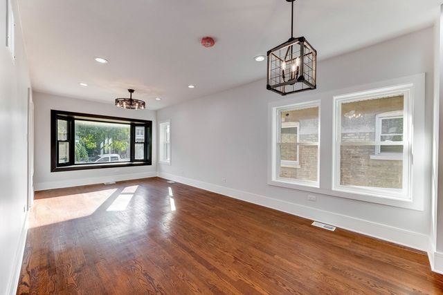 2508 Kenilworth Avenue, Berwyn, IL 60402