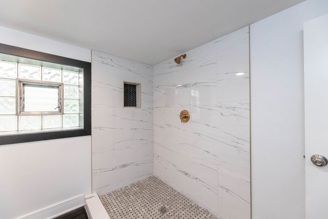 2508 Kenilworth Avenue, Berwyn, IL 60402