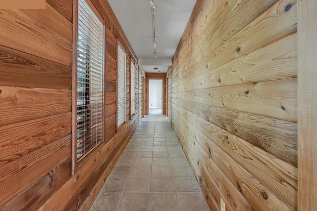 4607 Archerdale Rd, Linden, CA 95236