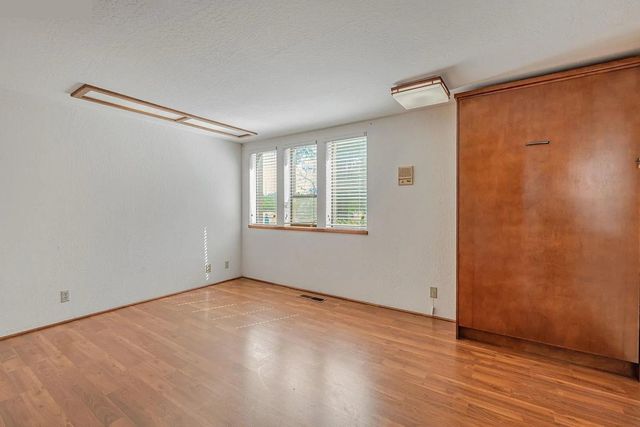 4607 Archerdale Rd, Linden, CA 95236