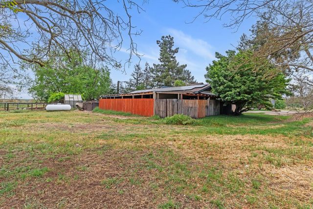 4607 Archerdale Rd, Linden, CA 95236