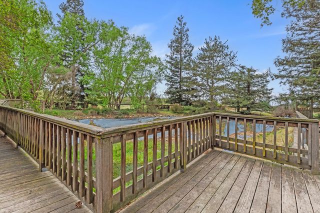 4607 Archerdale Rd, Linden, CA 95236