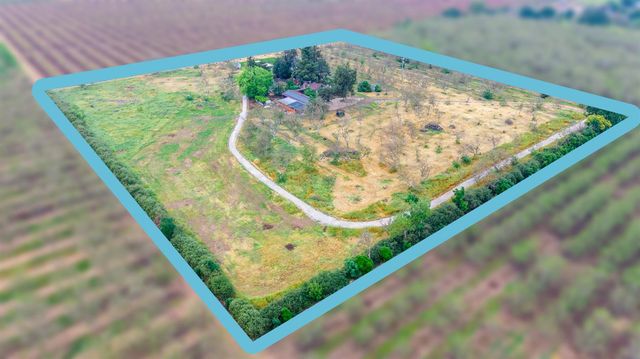 4607 Archerdale Rd, Linden, CA 95236