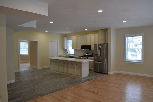 23 Leslie Rd, Worcester, MA 01605