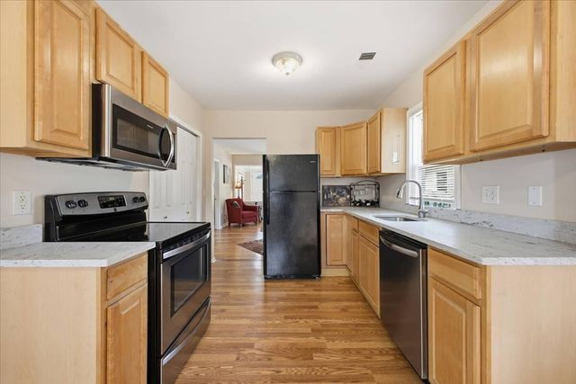 2138 Leitch Road, Ferndale, MI 48220