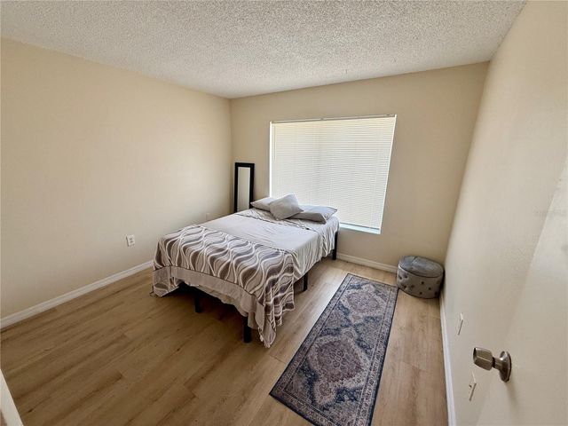 2612 HIDDEN LAKE DRIVE N D, Sarasota, FL 34237