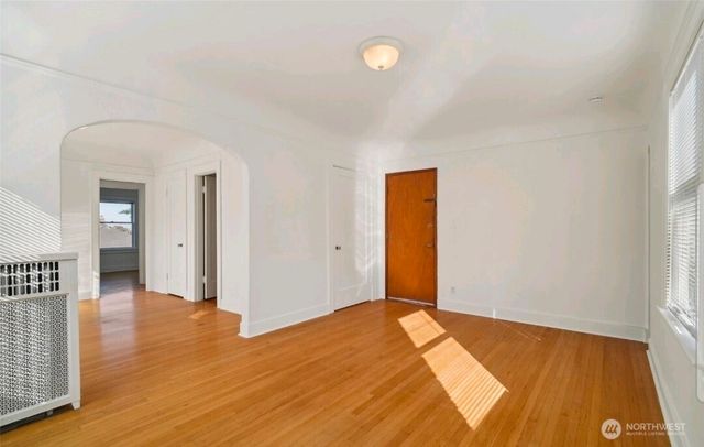 315 12th Avenue E, Seattle, WA 98102