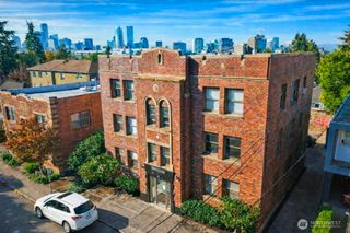 315 12th Avenue E, Seattle, WA 98102