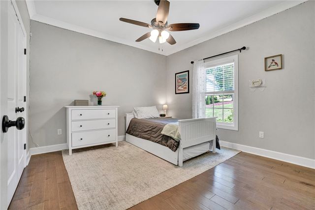 602 W Pine Court, Seneca, SC 29672