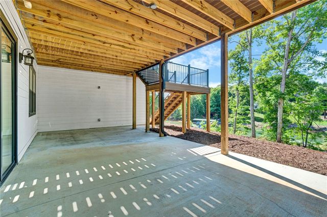 602 W Pine Court, Seneca, SC 29672