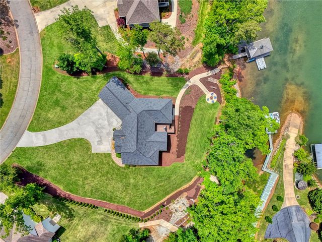 602 W Pine Court, Seneca, SC 29672